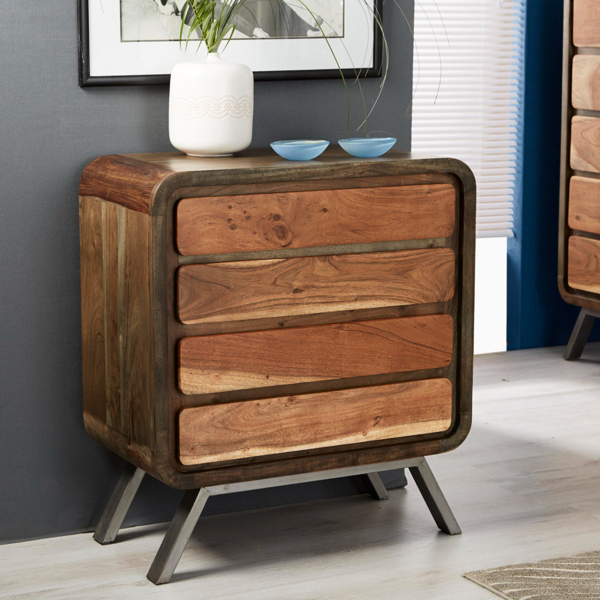 Tierra 4 Drawer Wide Chest