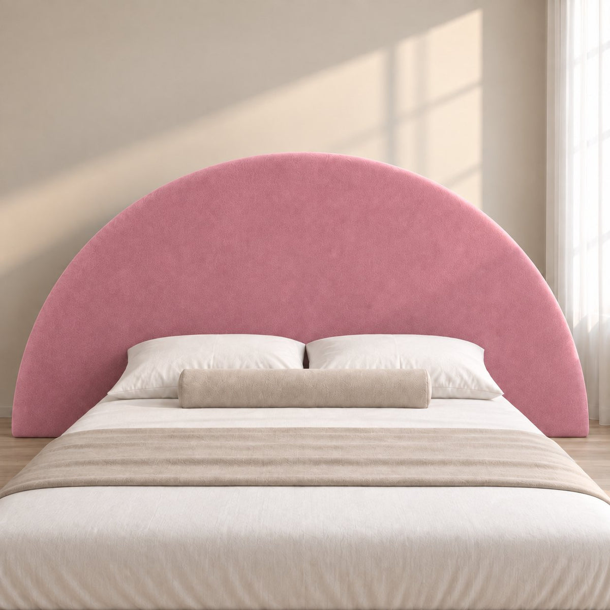 Gaeta bed in pink, headboard close-up
