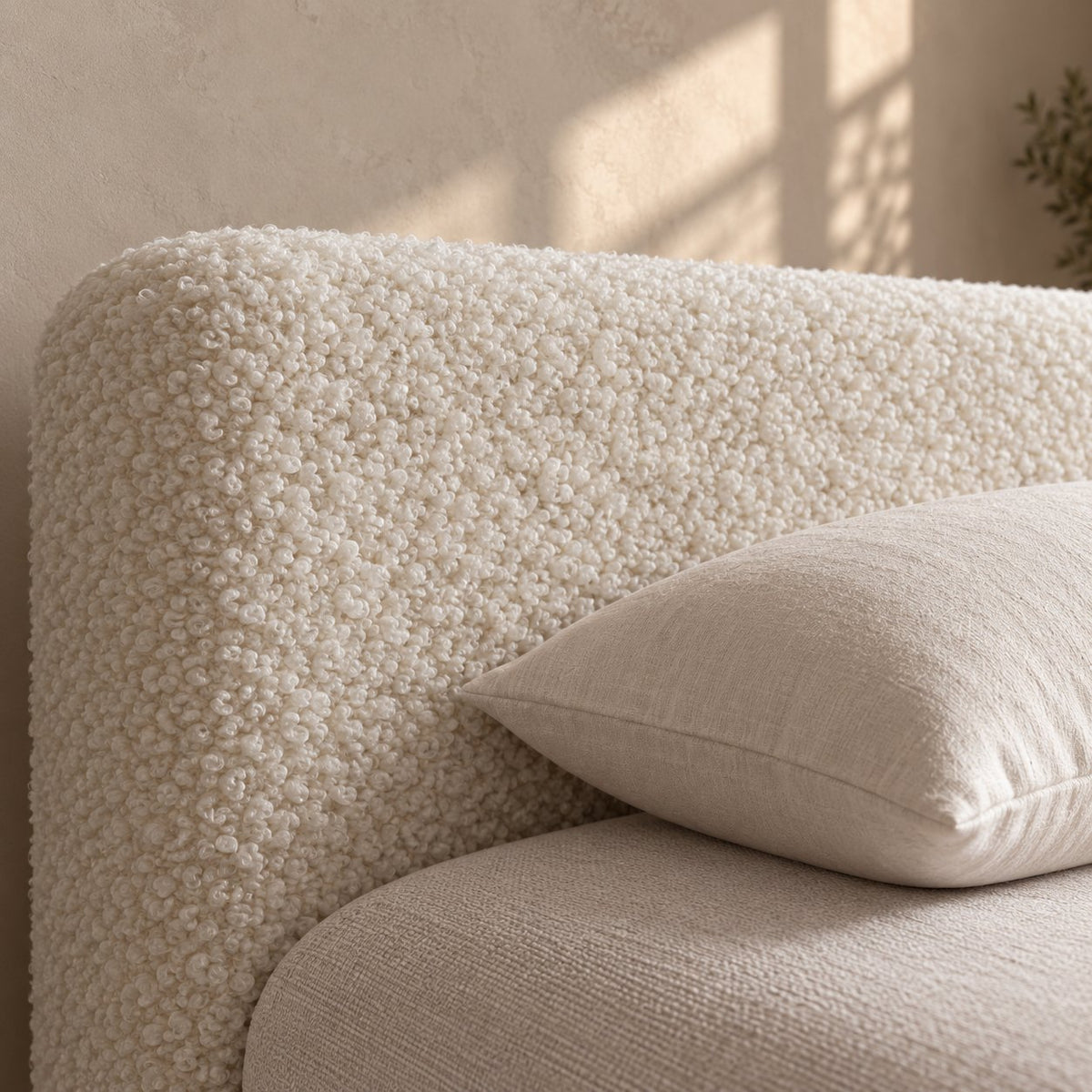 Merano bed in ivory bouclé, headboard close-up