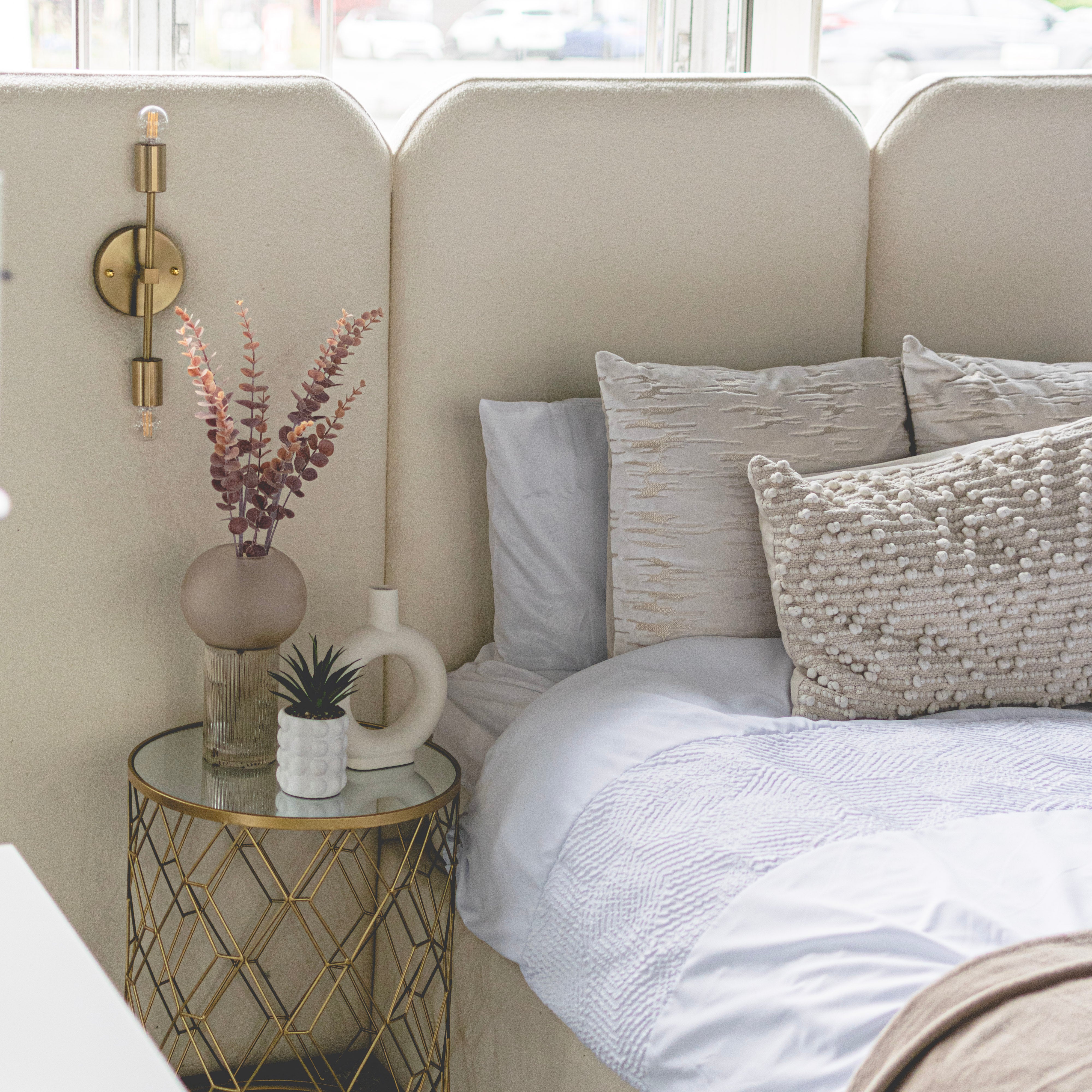 Molly Panelled Bed with Lights