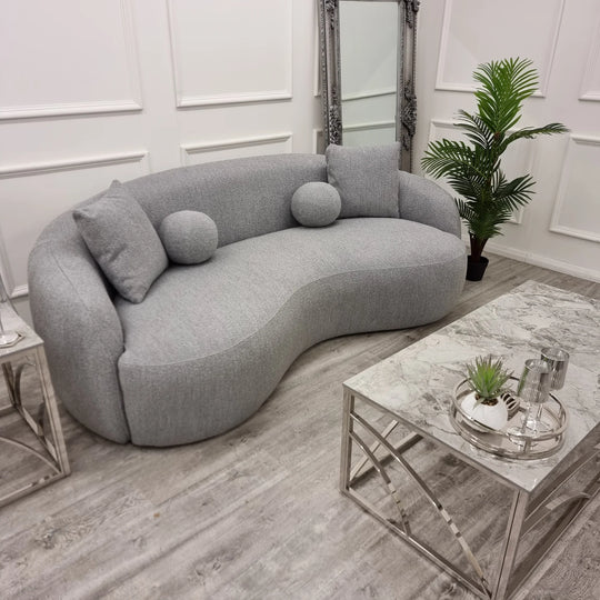 Mollaby Curve Boucle Sofa