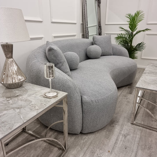 Mollaby Curve Boucle Sofa