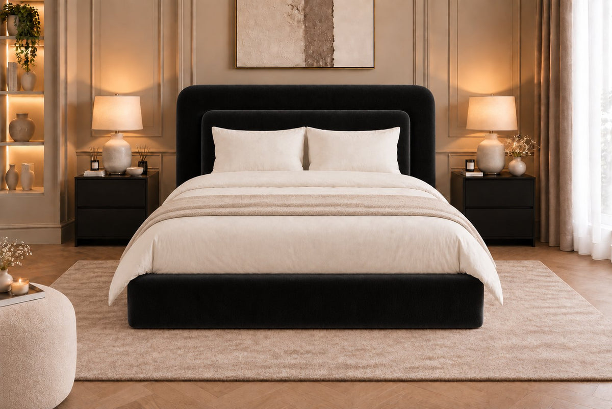 Scilla bed in black, front view