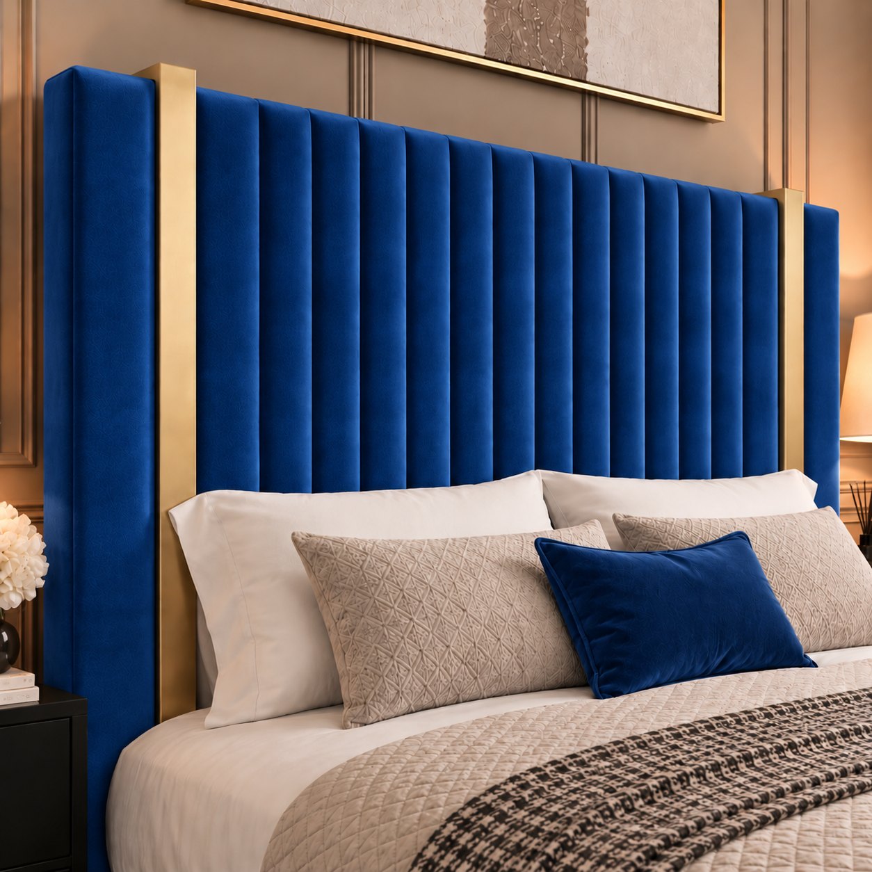 Vasto bed in blue, headboard close-up