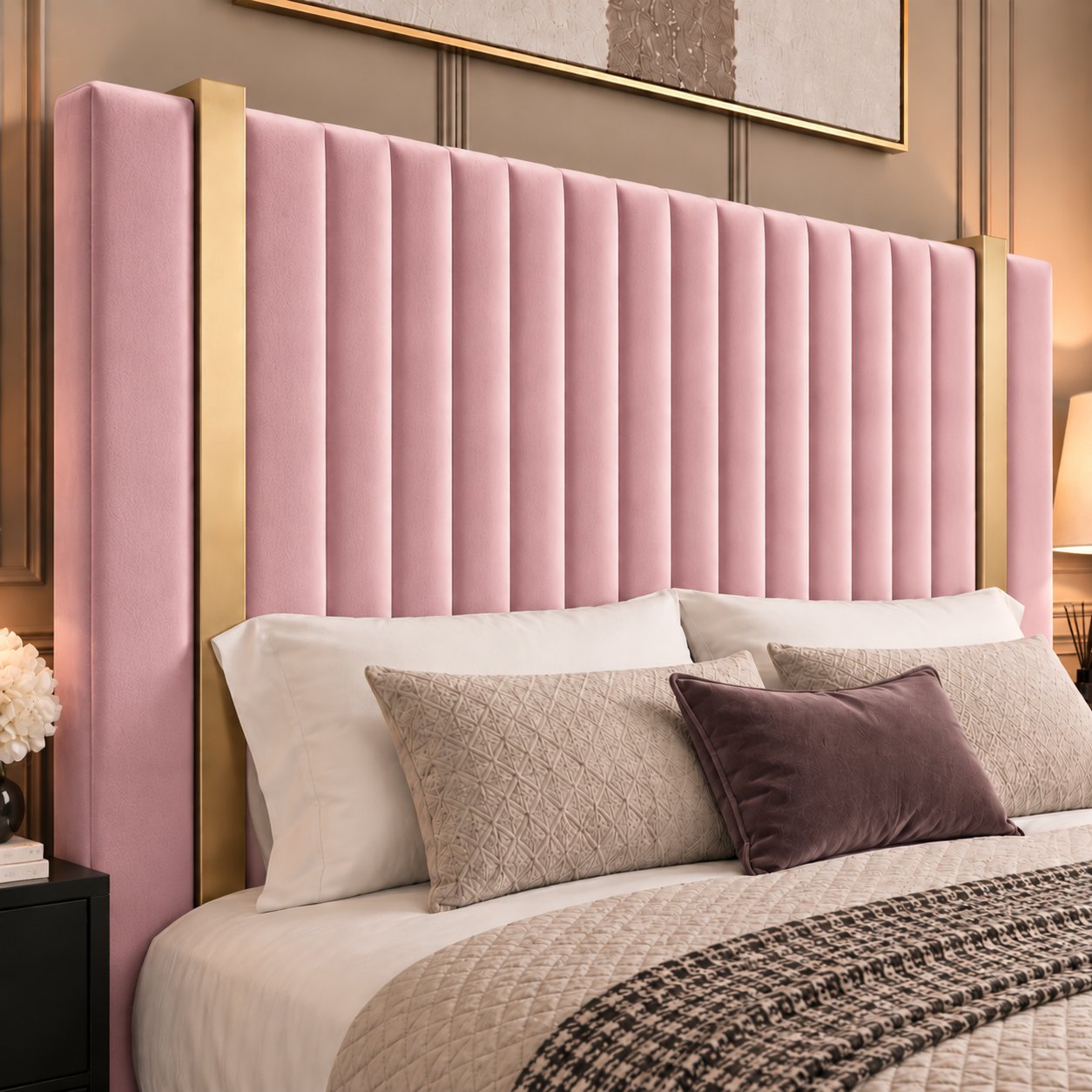 Vasto bed in pink, headboard close-up