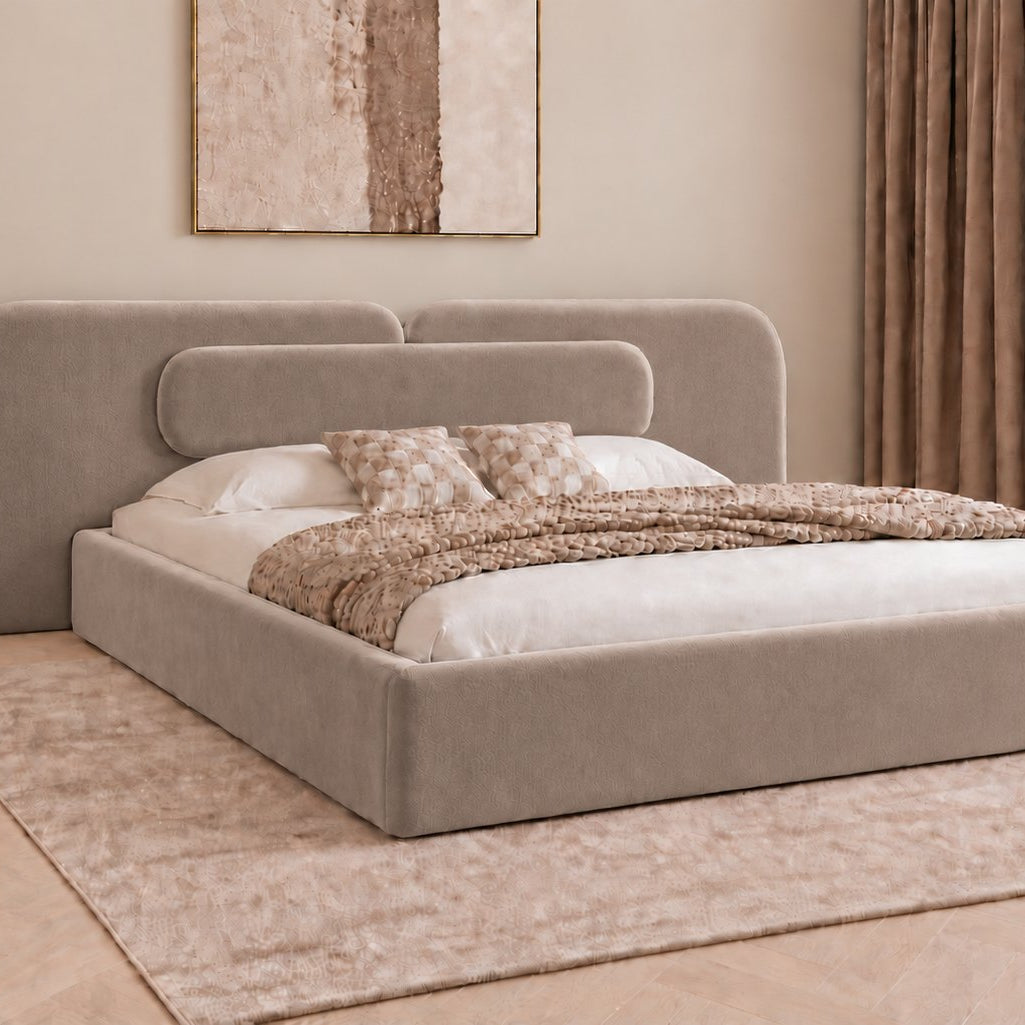 Viterbo bed in pebble, side view